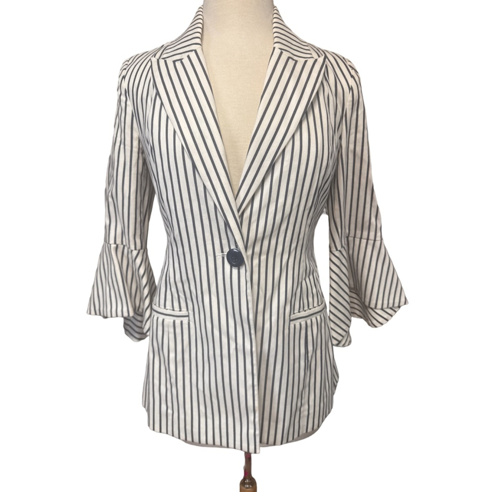 CABI Ivory & Navy Striped Bell Sleeve One Button Blazer Size 4